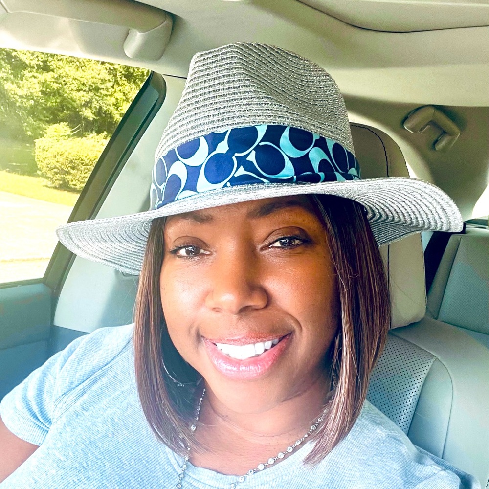 Meet your Posher, Tameka